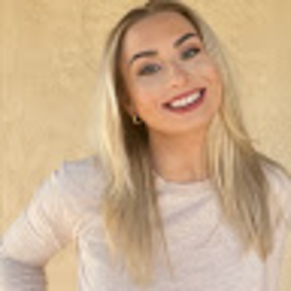 Meet your Posher, Rachael - Picture 1 of 1